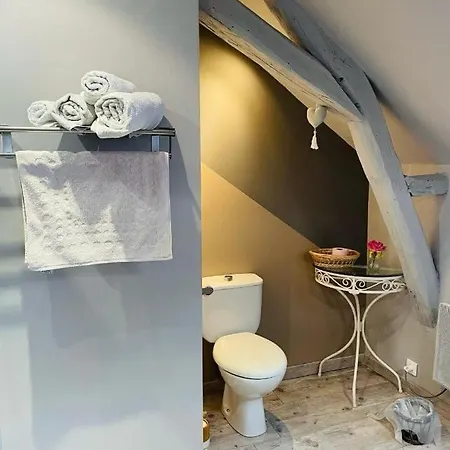 Maison De Charme Piscine Chauffee Holiday home *